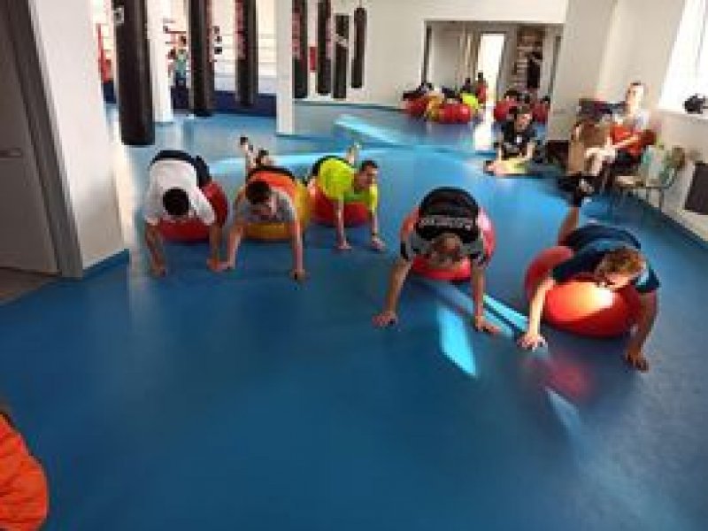 Společně přes překážky